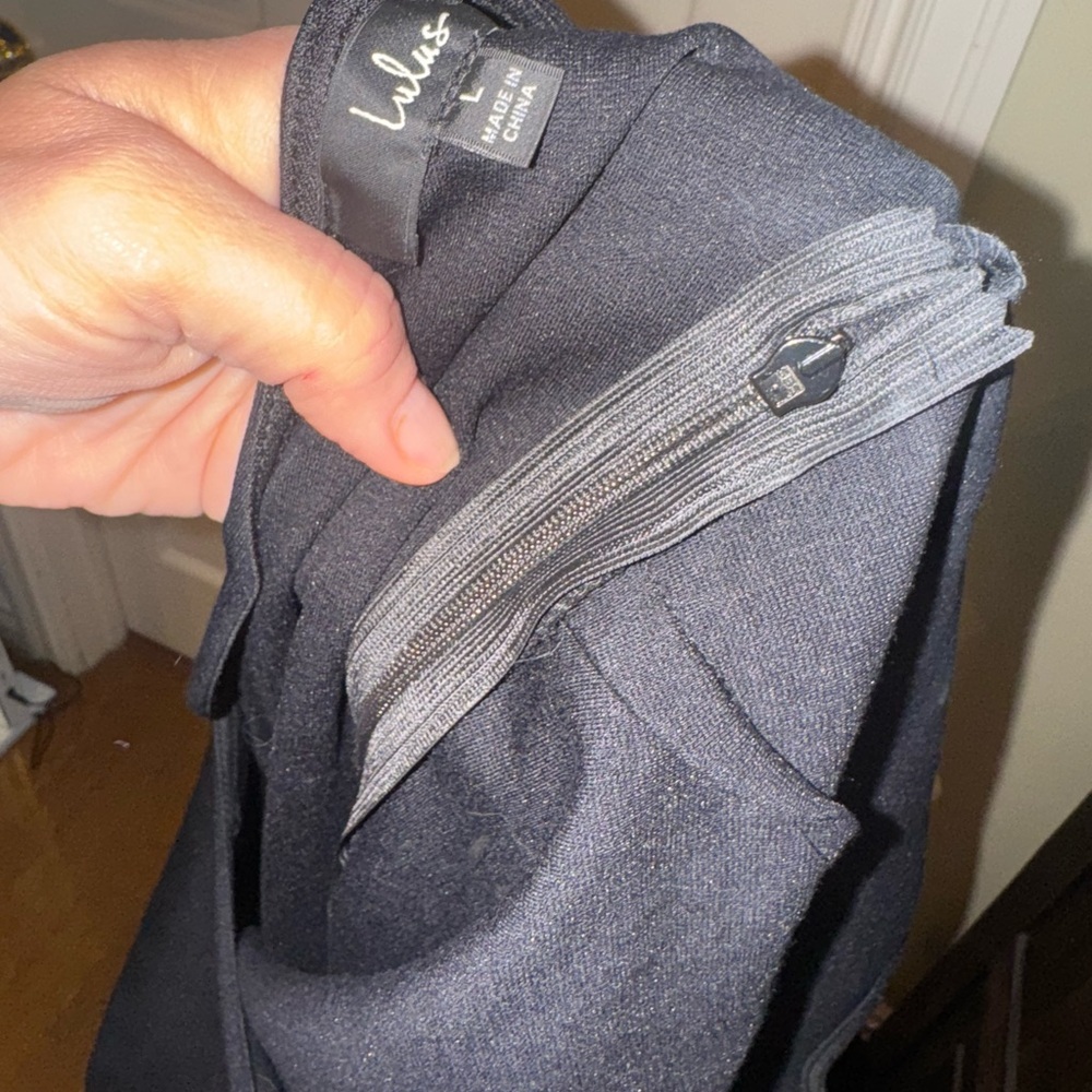 Lulu's Va Va Voom black backless midi dress - Picture 10 of 10
